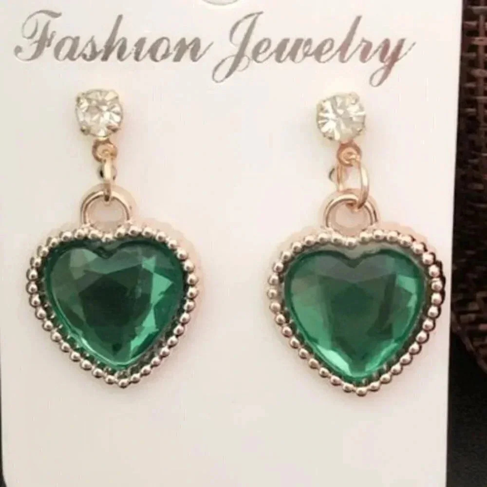 Rhinestone Heart Dangle Earrings Gold Green - Picture 2 of 2